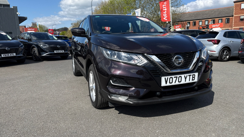 Nissan Qashqai 1.3 DiG-T Acenta Premium 5dr Petrol Hatchback